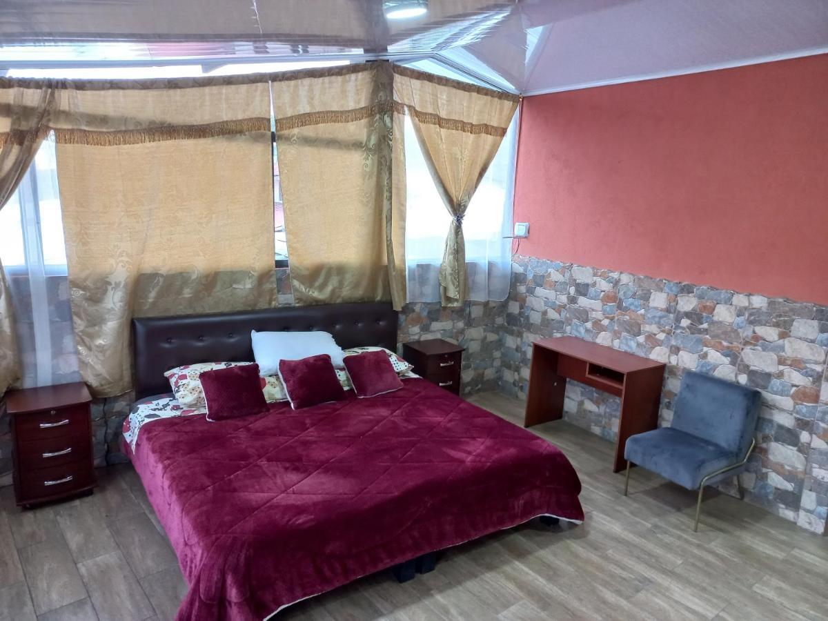Hostal La Casa De Rodrigo Baeza Ngoại thất bức ảnh